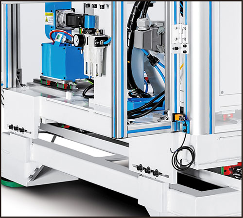 In Mold Labeling Machine